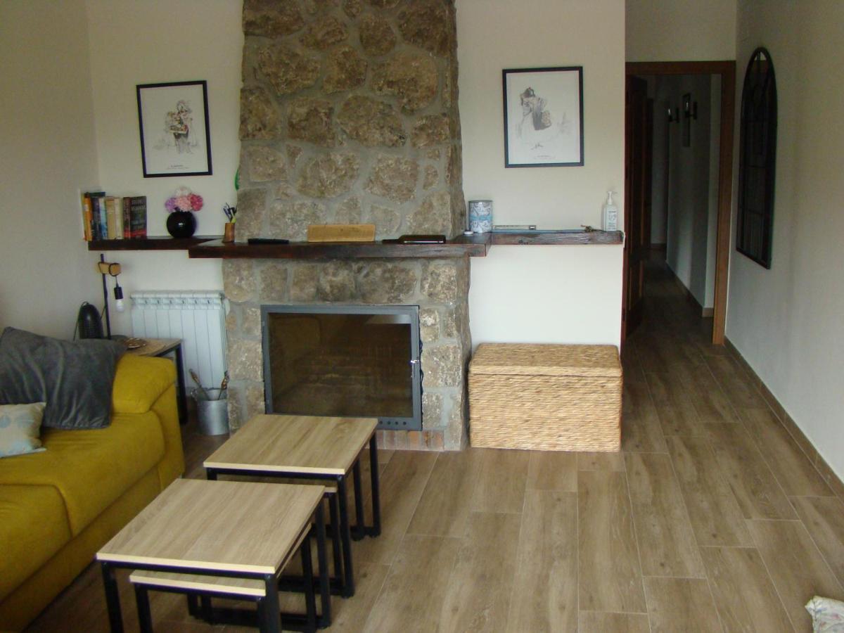 Chalet Con Piscina Y Bbq Para 10 Personas San Martín de Valdeiglesias Dış mekan fotoğraf